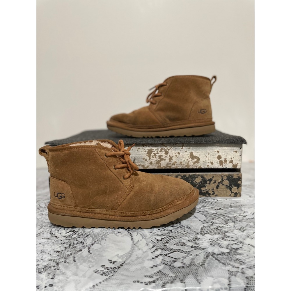 UGG Neumel Chestnut Suede Lace Up Ankle Boots 1017320K Kids Size 5 Women 7